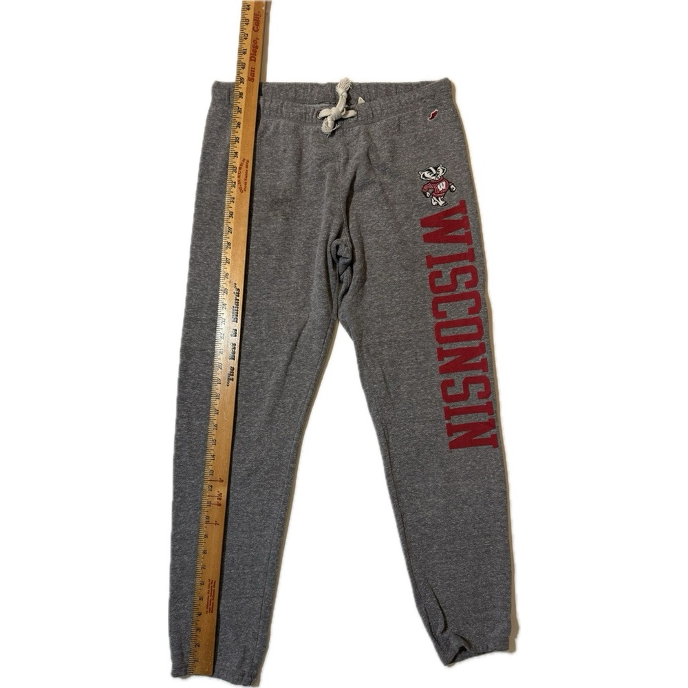 VINTAGE Wisconsin Badgers Gray Jogger Sweatpants with Red Logo - Picture 5 of 10